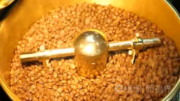 金磨咖啡豆视频