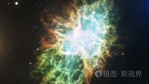 在恒星和星云之间的太空飞行