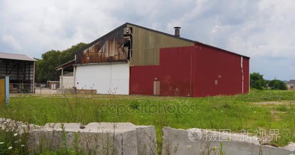 日外部建立小城镇废弃工厂视频