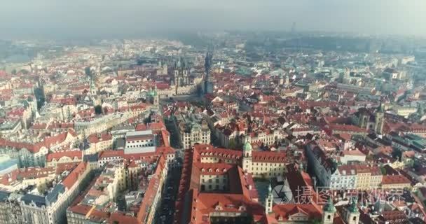 布拉格城堡  城市的航空  布拉格老城  全景视图