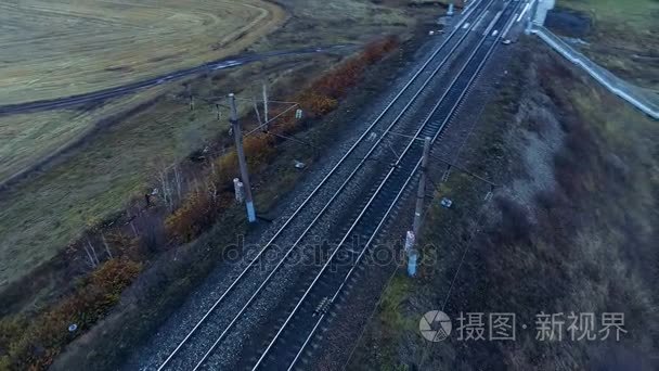 铁路路基上的环形景观视频