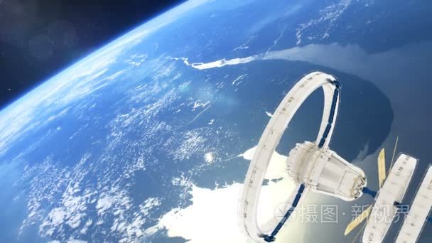 太空站绕地球飞行。美丽的详细动画