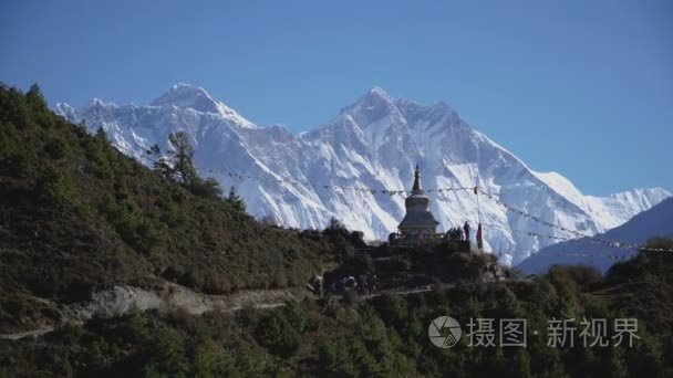 攀登珠穆朗玛峰大本营的徒步旅行路线