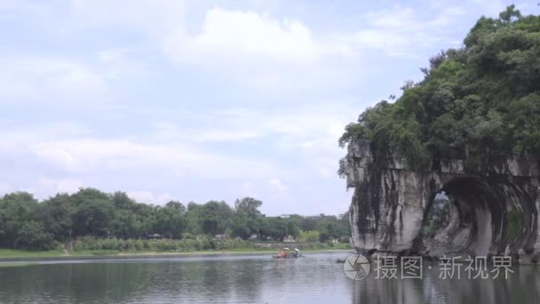 中国桂林著名的象鼻山视频