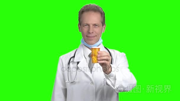 成熟医生广告罐头药片视频
