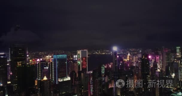 空中.维多利亚港景与香港天际线及城市摩天大楼夜景