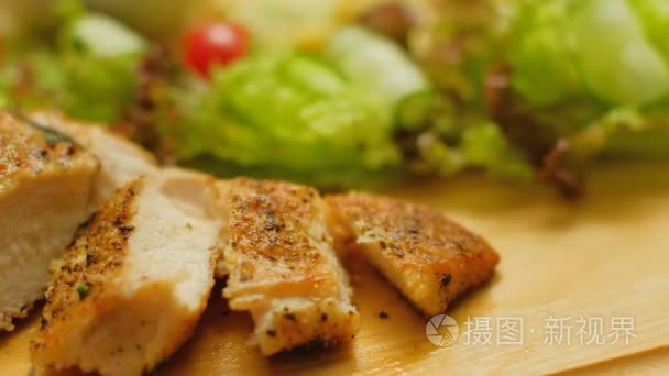 减肥食品健康鸡丰胸手拿起视频