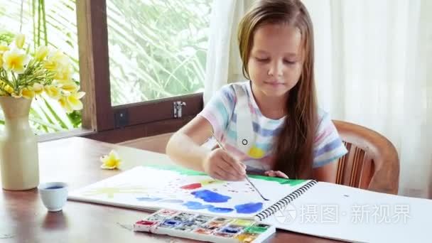 儿童艺术家绘画水彩颜料视频