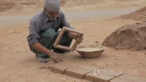 克莱曼制砖视频