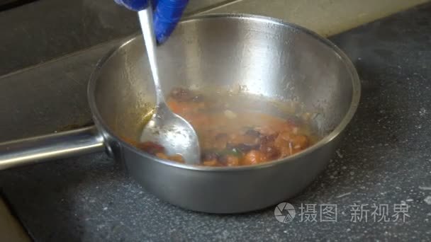 食物准备餐馆膳食厨师烹调酱油视频