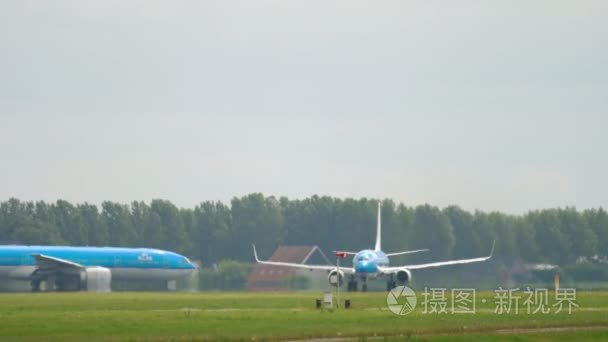 Klm 波音737在离开之前加速