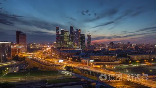 日落夜照明莫斯科现代城市交通道路空中全景4k 时间失效俄国