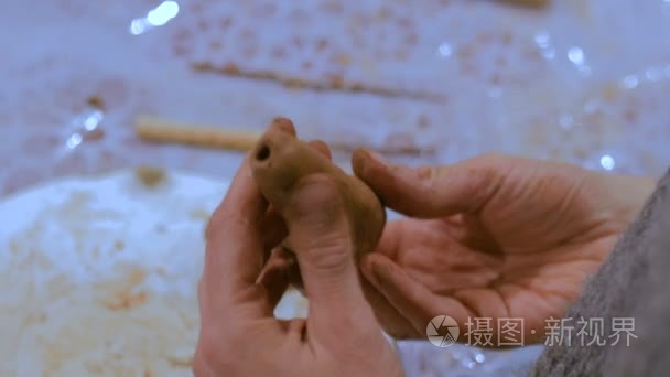 专业陶艺制作陶瓷烟管视频