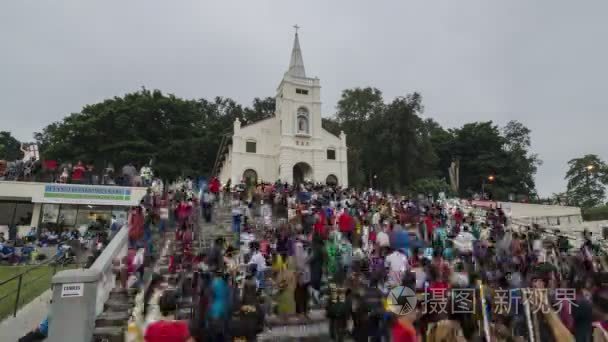 Timelapse 的人来祈祷在圣安的节日