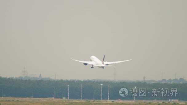 波音787加拿大航空公司起飞