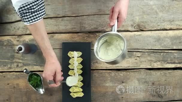 烹调顶部视图  馄饨