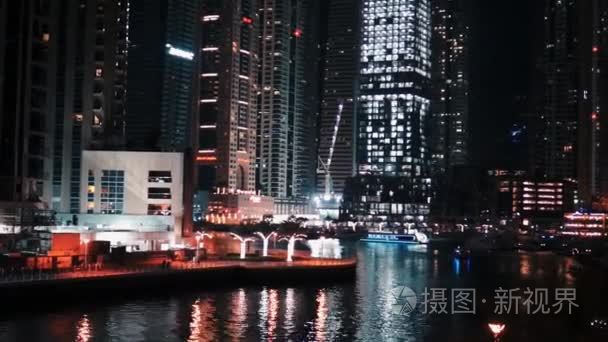 迪拜游艇码头夜景灯街景视频