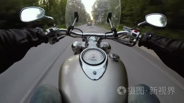 车手驾驶摩托车视讯视频视频