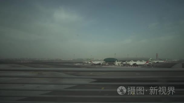 迪拜国际机场股票录像视频