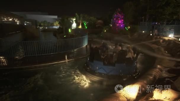 主题公园的水吸引力 Motiongate 在迪拜公园和度假村股票录像视频