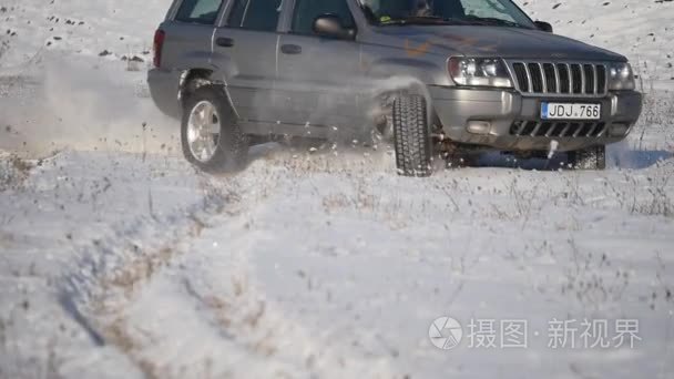 21.01.2018  切尔诺夫茨  乌克兰-4x4 吉普车极端乘坐雪