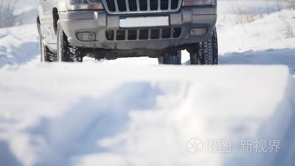 21.01.2018, 切尔诺夫茨, 乌克兰4x4 吉普车极端乘坐雪