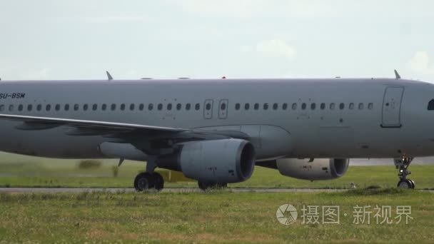 空气开罗空客 A320 滑行后降落