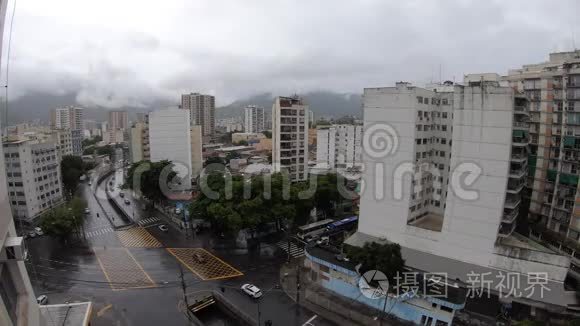 雨中的延时视频