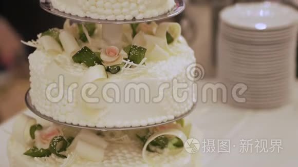 婚宴上的婚礼蛋糕视频