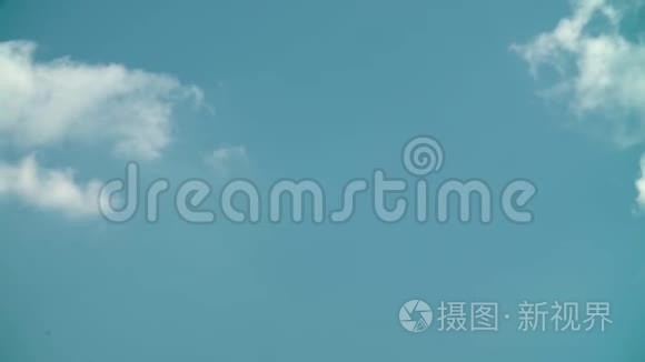 天空中的白云