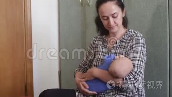 妈妈和宝宝玩视频