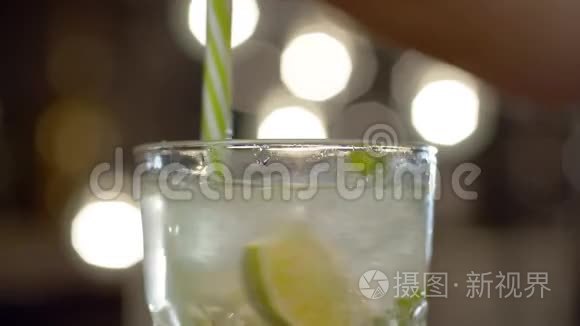 巴曼搅拌鸡尾酒