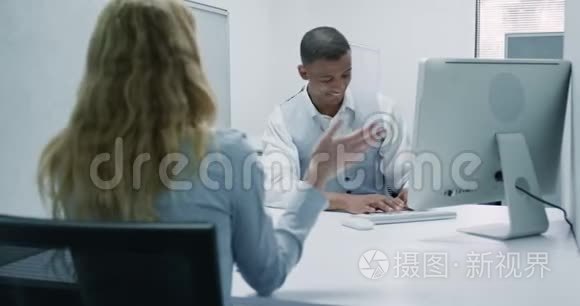 做生意的男人和女人