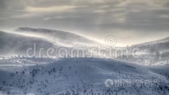 冬天的地面暴风雪视频