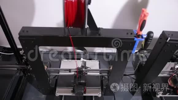 3D技术打印机头打印塑料零件