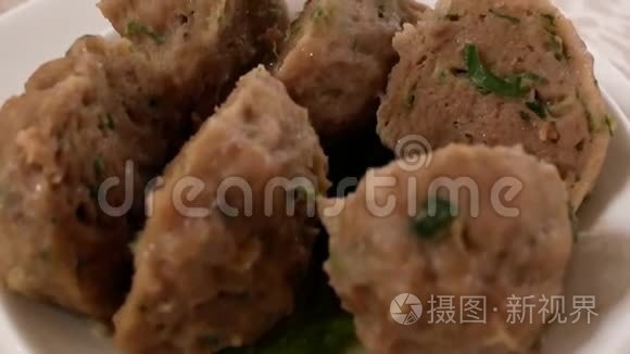 中餐厅桌上点心和酱的运动视频