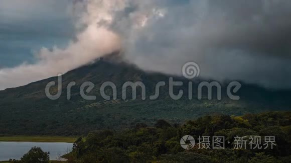 阿雷纳尔火山顶的时间流逝视频