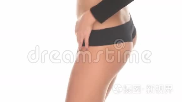 女人背着健身裤视频