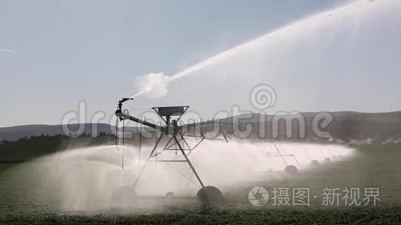 农业洒水系统上的端视频