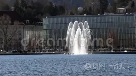 瑞士苏黎世湖大喷泉视频