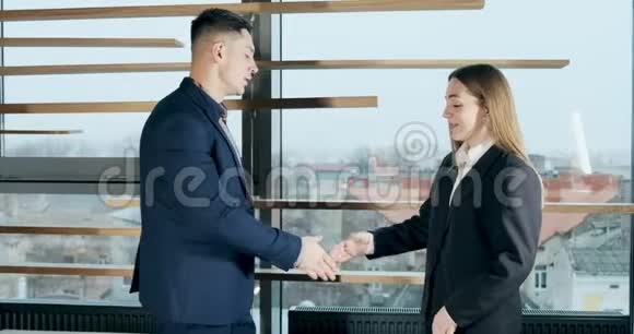 握手礼视频素材 握手礼实拍视频下载 第1页 摄图新视界视频库 握手礼视频素材 握手礼实拍视频下载 第1页 摄图新视界视频库