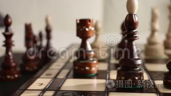 印度风格的国际象棋，棋盘游戏细节，相机淘盘