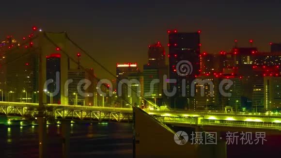 东京海湾地区桥梁公路黎明时分的远射变焦