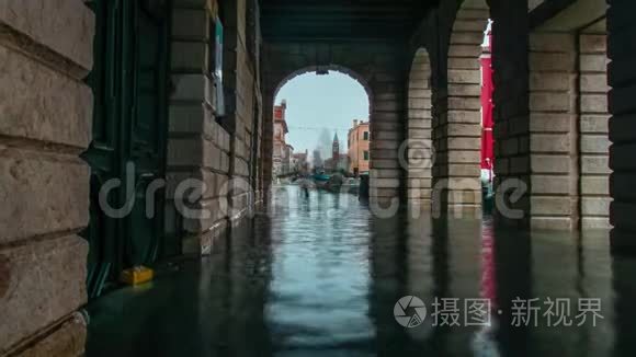 被洪水淹没的步行街的时间推移视频