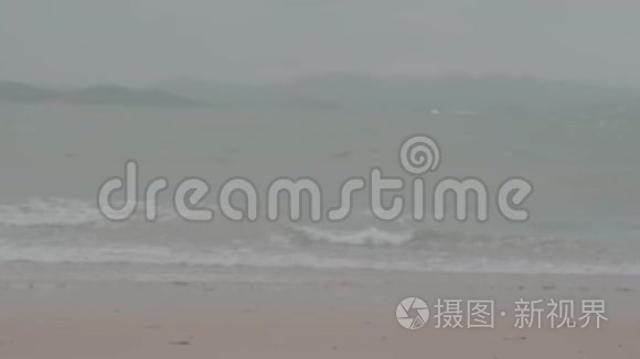 阴天时平静的大海视频