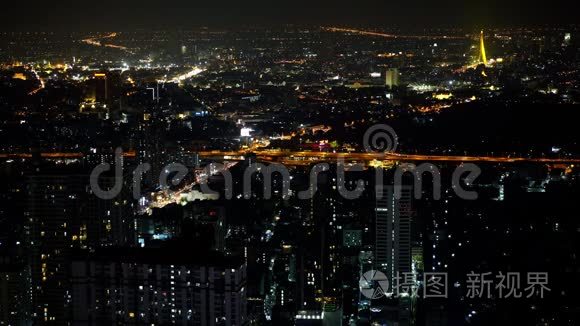 曼谷市中心和泰国夜间的道路交通，城市景观