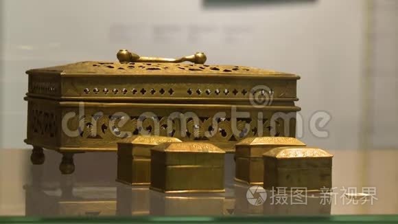 青铜珠宝盒工艺品视频