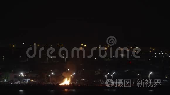 兰萨罗特圣胡安节海滨篝火视频