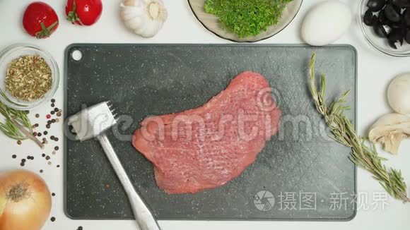 厨房的辣肉和嫩肉视频