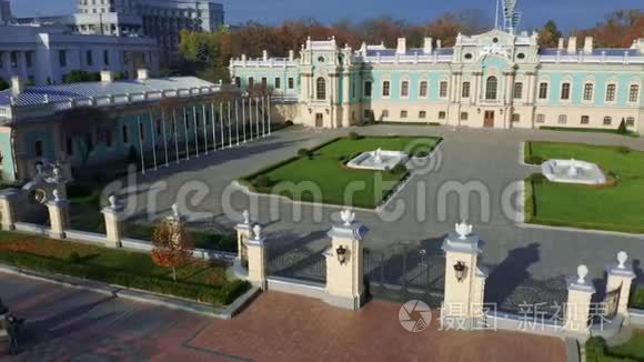 马里因斯基宫鸟瞰全景。乌克兰在基辅的官方礼仪住所。马林斯基